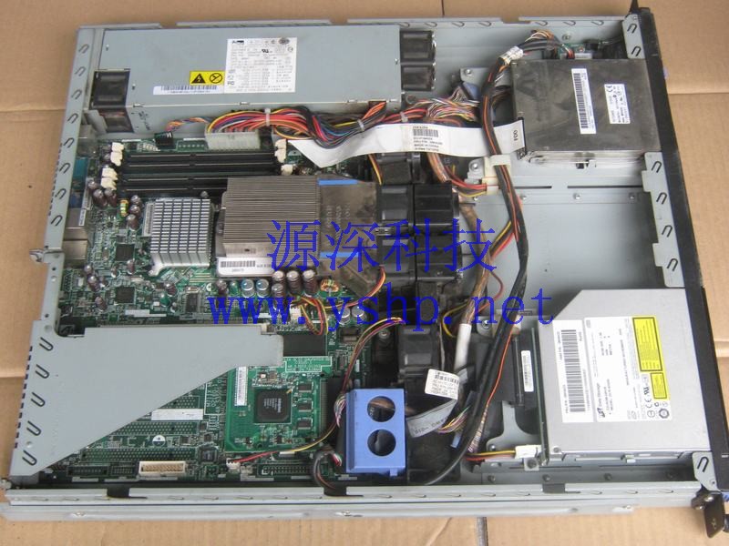上海源深科技 上海 IBM X306 服务器 整机 2.8G CPU 1G 内存 160G 硬盘 光驱 高清图片