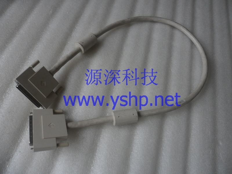 上海源深科技 上海 SUN 原装 68针SCSI数据线 磁带机连接线 530-2383 高清图片