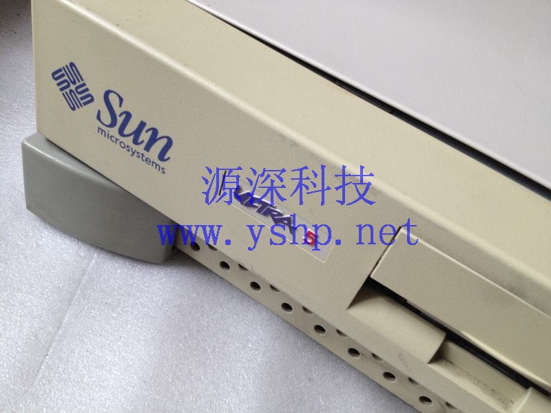 上海源深科技 上海 SUN Ultra U5工作站整机 CPU 256M内存 硬盘 电源 高清图片