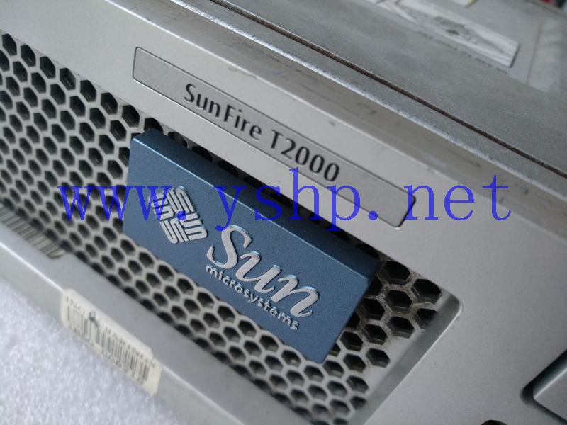 上海源深科技 SUN FIRE T2000服务器整机 8G内存 2个72G硬盘 高清图片