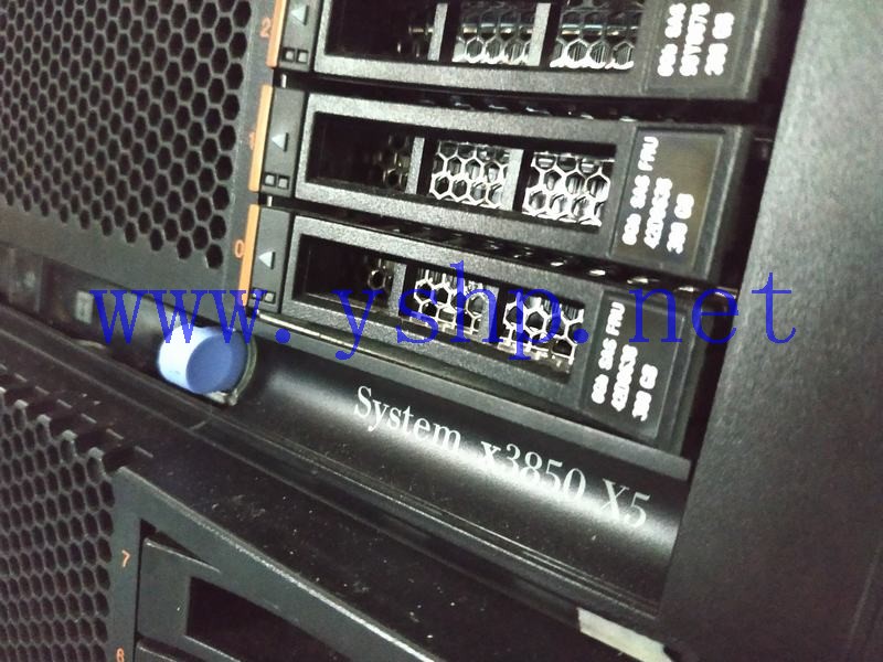 上海源深科技 IBM SYSTEM X3850X5 服务器整机 7143-XSA CPU 主板 电源 硬盘 高清图片