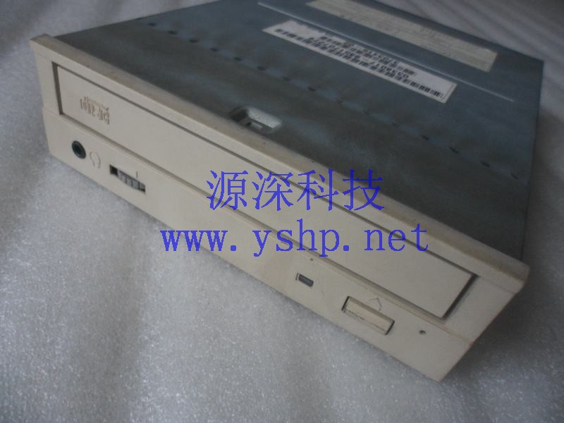 上海源深科技 Shanghai   SUN Ultra U60 SCSI 50 pin Optical Drive CD-ROM XM-6201B 高清图片