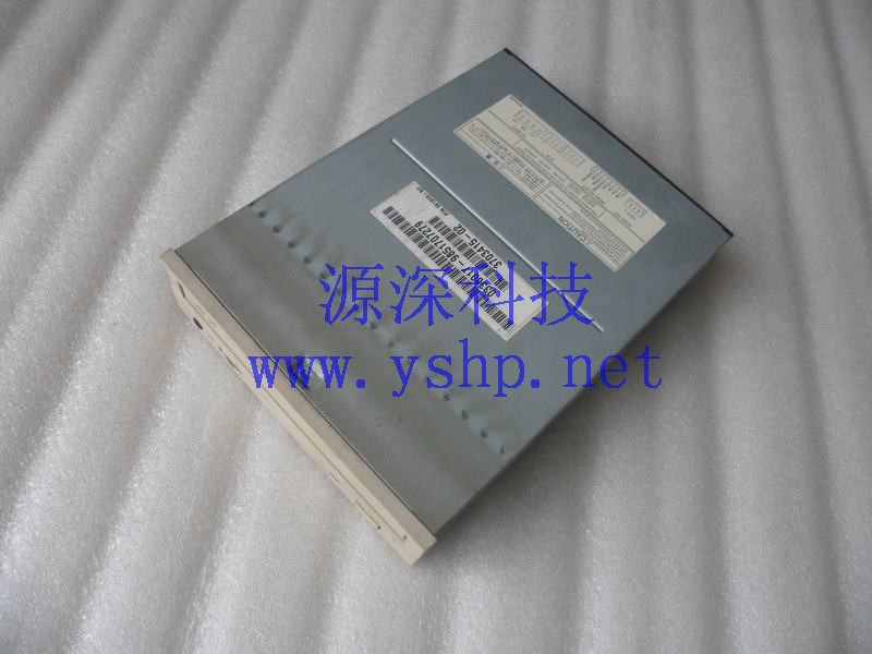 上海源深科技 Shanghai   SUN Ultra U60 SCSI 50 pin Optical Drive CD-ROM XM-6201B 高清图片