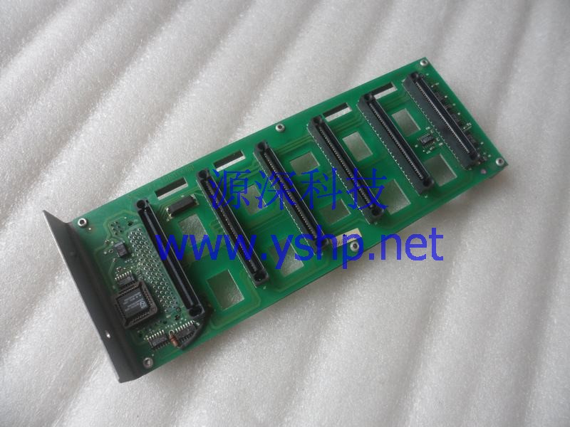 上海源深科技 Shanghai   IBM PC SERVER 500 Hot Swap Backplane 320/520 06H8905 高清图片