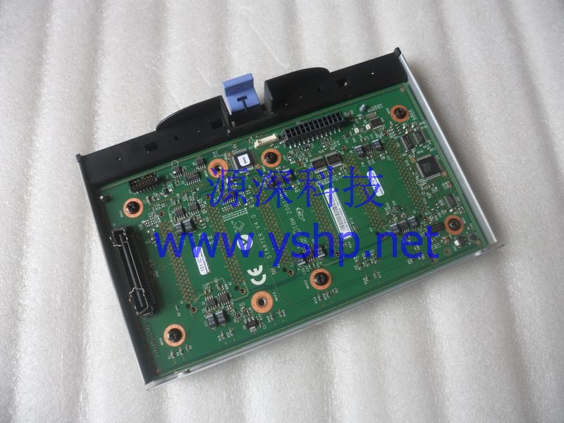 上海源深科技 Shanghai   IBM X232  Server  Hard disk backplane   19K1084 21P9719 高清图片