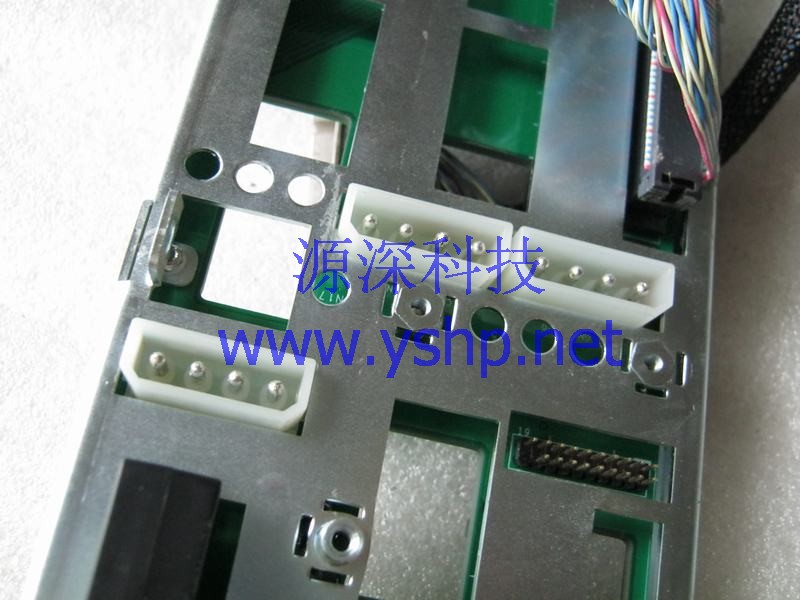上海源深科技 Shanghai   5114536-40 12口 SCSI Hard disk backplane   4 pin 普通供电 高清图片
