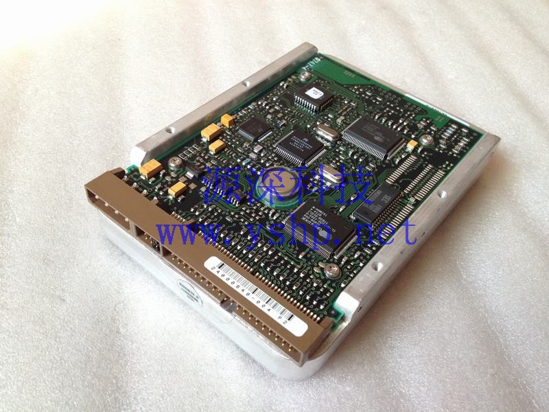 上海源深科技 Shanghai   Seagate 希捷 1G IDE interface Hard disk   ST31010A 高清图片