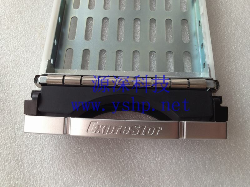 上海源深科技 Shanghai   精业 Storage   SYSTEX EXPRESTOR 磁盘阵列柜 3.5 FC  Hard disk  托架 高清图片