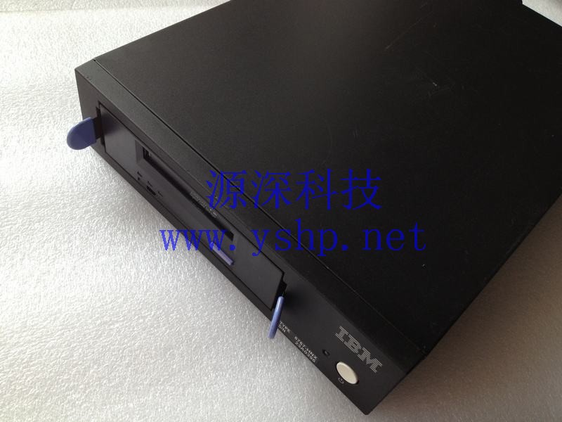上海源深科技 Shanghai   IBM 8767-HNX DAT72 1U Half-height  SAS外置 Tape drive  高清图片