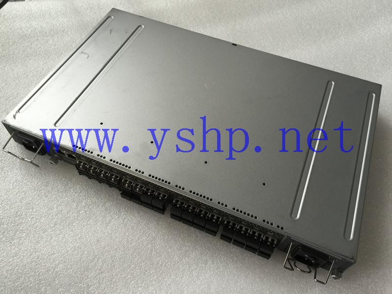 上海源深科技 Shanghai   HP StorageWork 4/32B SAN Switch RMN HSTNM-N012 AG757A 447843-001 HP-5040-0000 80-1000730-02 高清图片