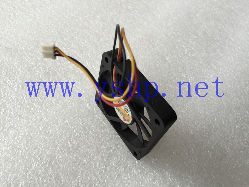 上海源深科技 Shanghai   Industrial Equipment   Chassis Fan   Y.S.TECH FD1260107B-2A DC12V 1.68W 高清图片