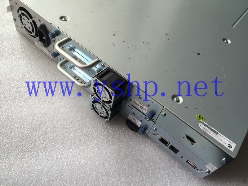 上海源深科技 Shanghai   HP StorageWorks MSL2024 Tape Library LVLDC-0501 407351-002 含2个SAS LTO4 Tape drive 驱动器 高清图片