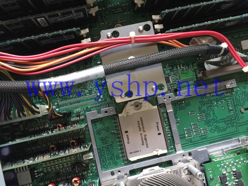 上海源深科技 Shanghai   HP 9000 rp3410 RP3440  Server  mainboard A7136-60001 高清图片