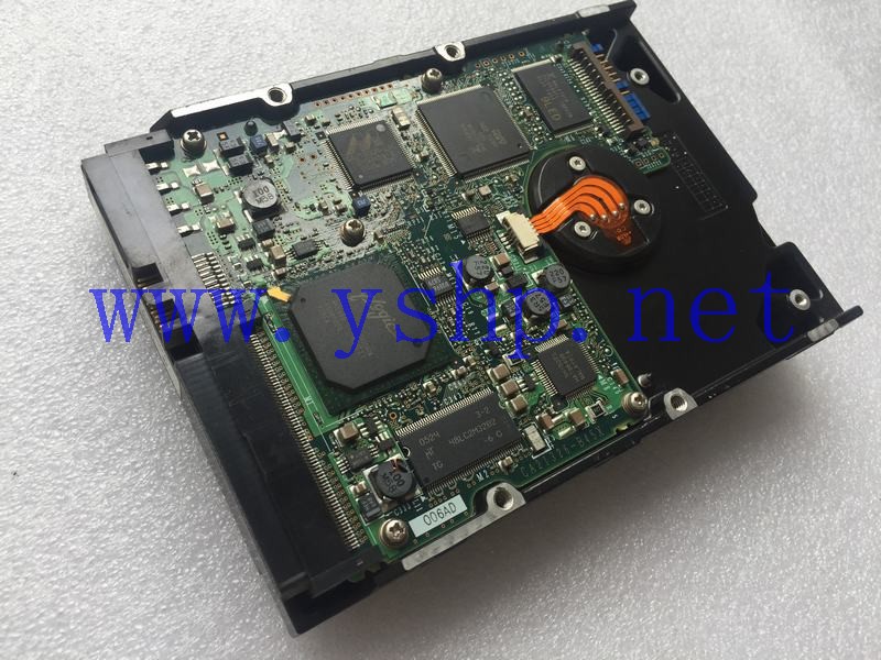 上海源深科技 FUJITSU Fujitsu  SCSI Hard disk   68 pin  10K 73G MAT3073NP 高清图片