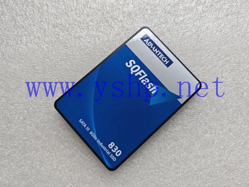 上海源深科技  Industrial hard drive   ADVANTECH SQFLASH SATAIII 6gbs 512GB SSD SQF-S25M8-512G-ACA 高清图片